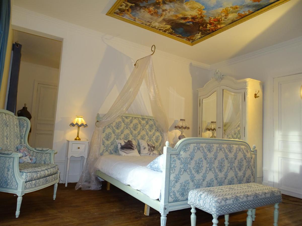 Chateau De La Forie Saint-Etienne-sur-Usson Екстериор снимка